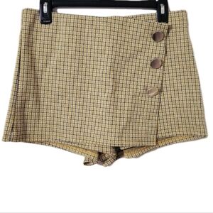 Hesperus Yellow And Black Plaid Skort